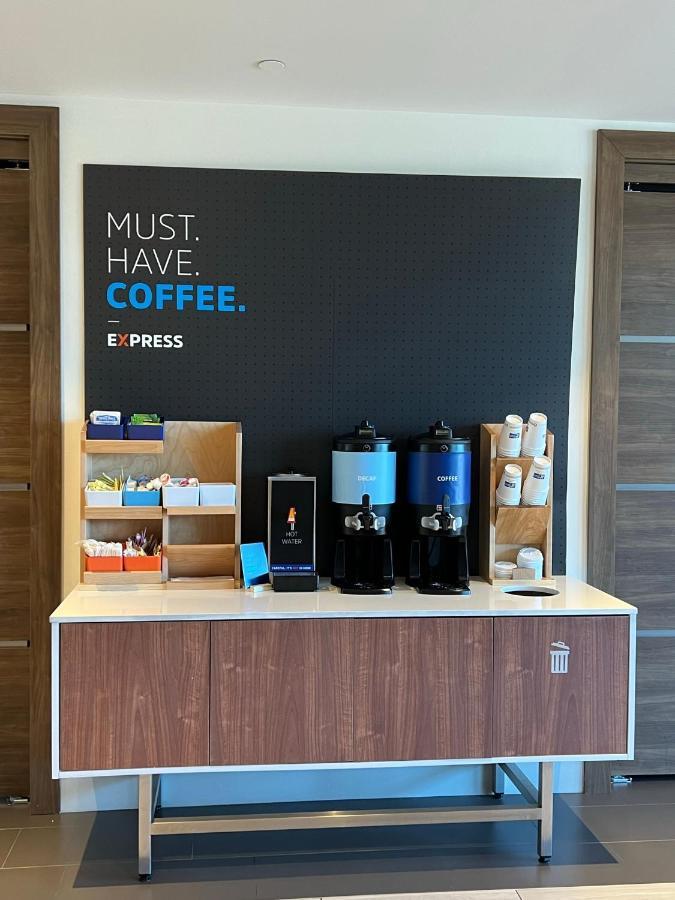 Holiday Inn Express & Suites - Ukiah By Ihg 外观 照片
