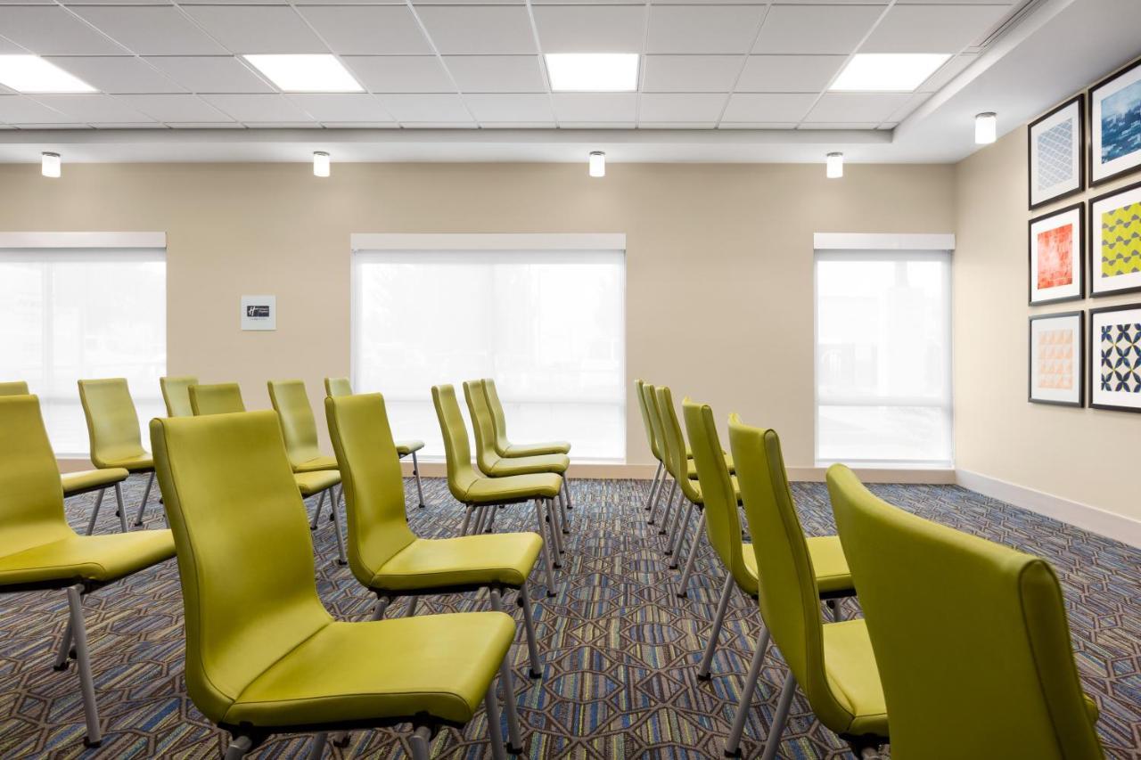 Holiday Inn Express & Suites - Ukiah By Ihg 外观 照片